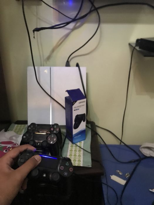 Play stayshin  4 , 500 gigabay