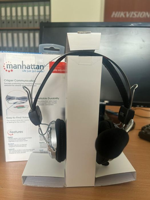 Продам наушники новые