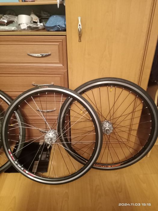 Продам колеса ХВЗ, старт шоссе, трековые.