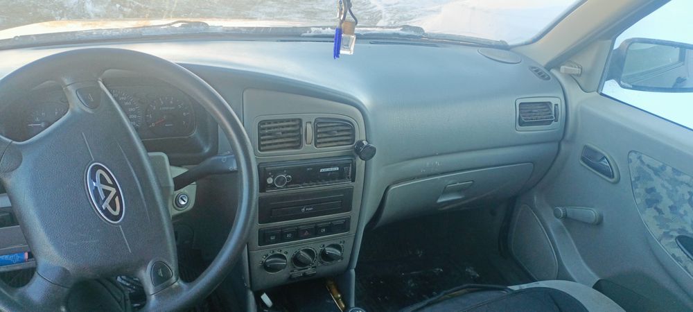 Продам резвую машину Амулет чери а15