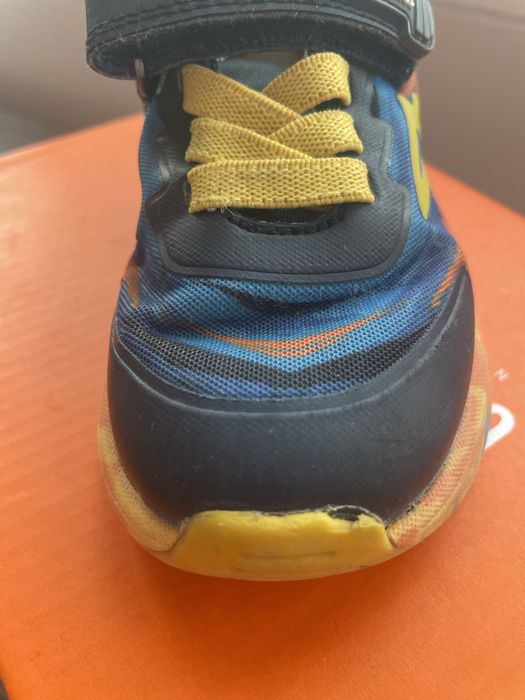 Маратонки Biomechanics 25 размер