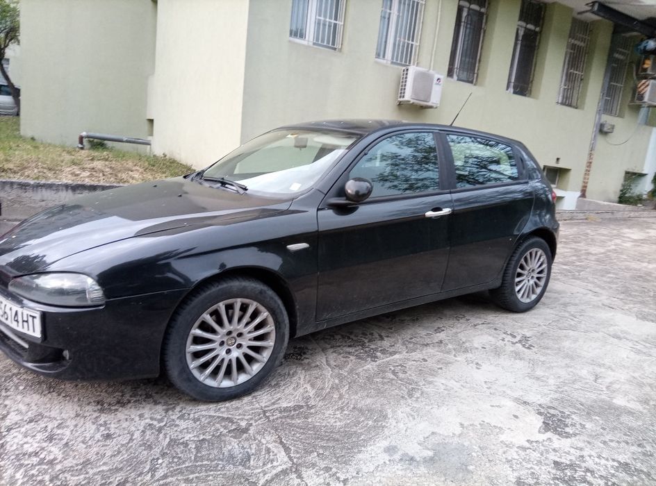 Alfa 147 face бензинова