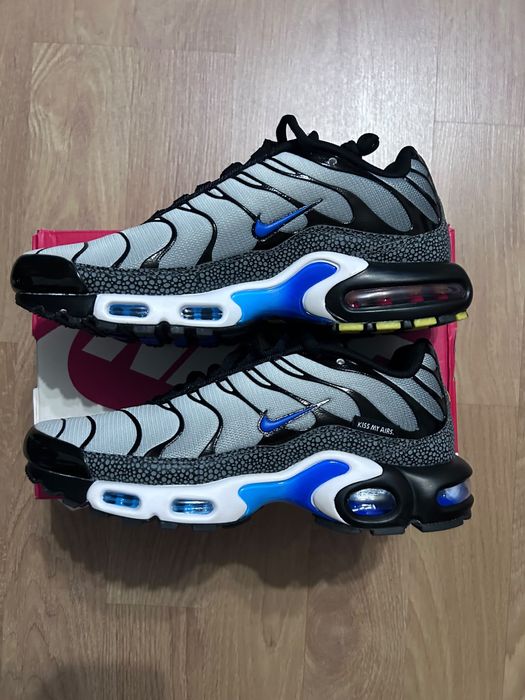 Adidas Nike  TN