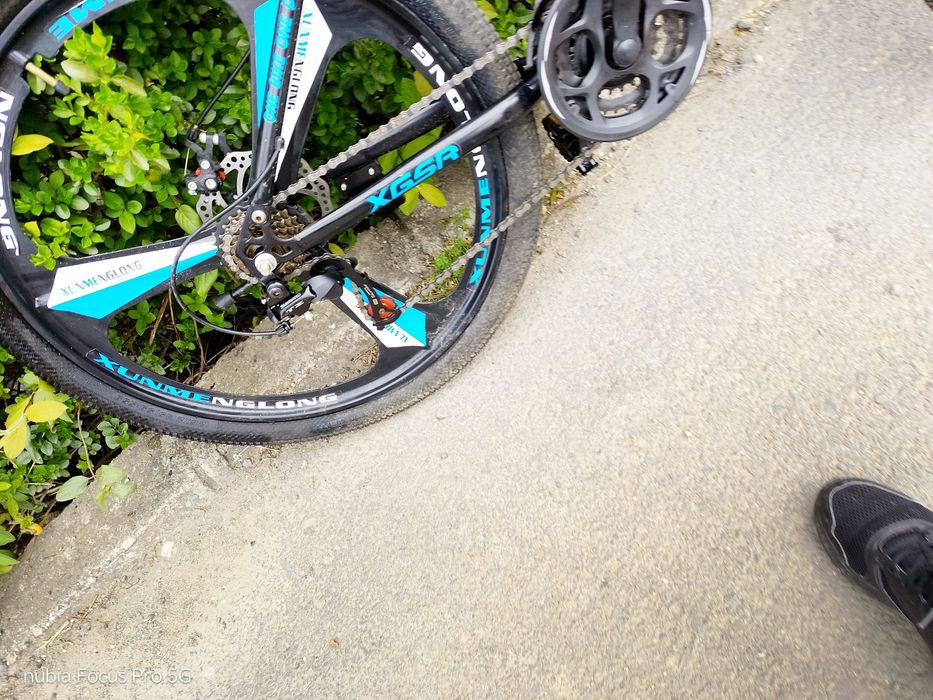 Vând bicicletă MTB