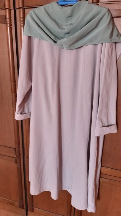 Продам женский Плащ недорого