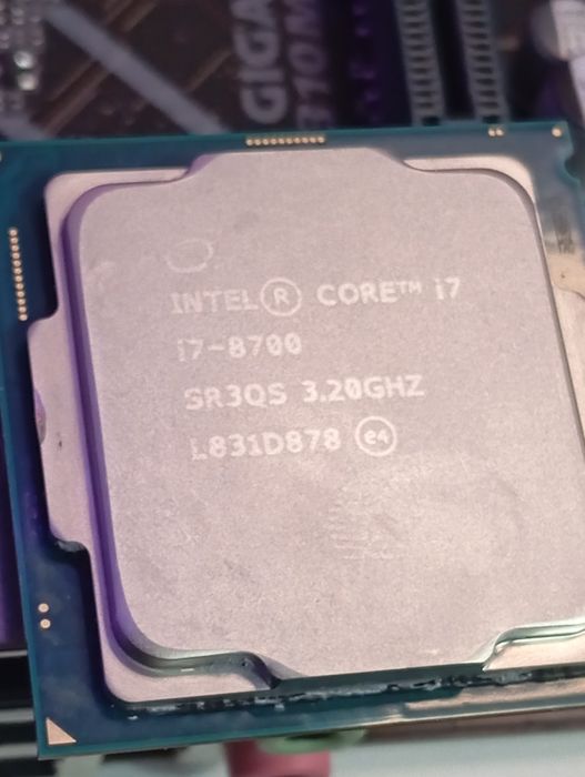 ЦП intel i7-8700 с материнской платой в комплекте (кулер отдельно)