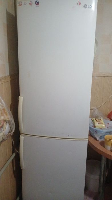 Холодильник сатылады