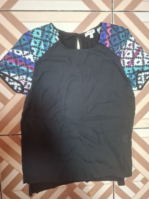 Продам женские блузки