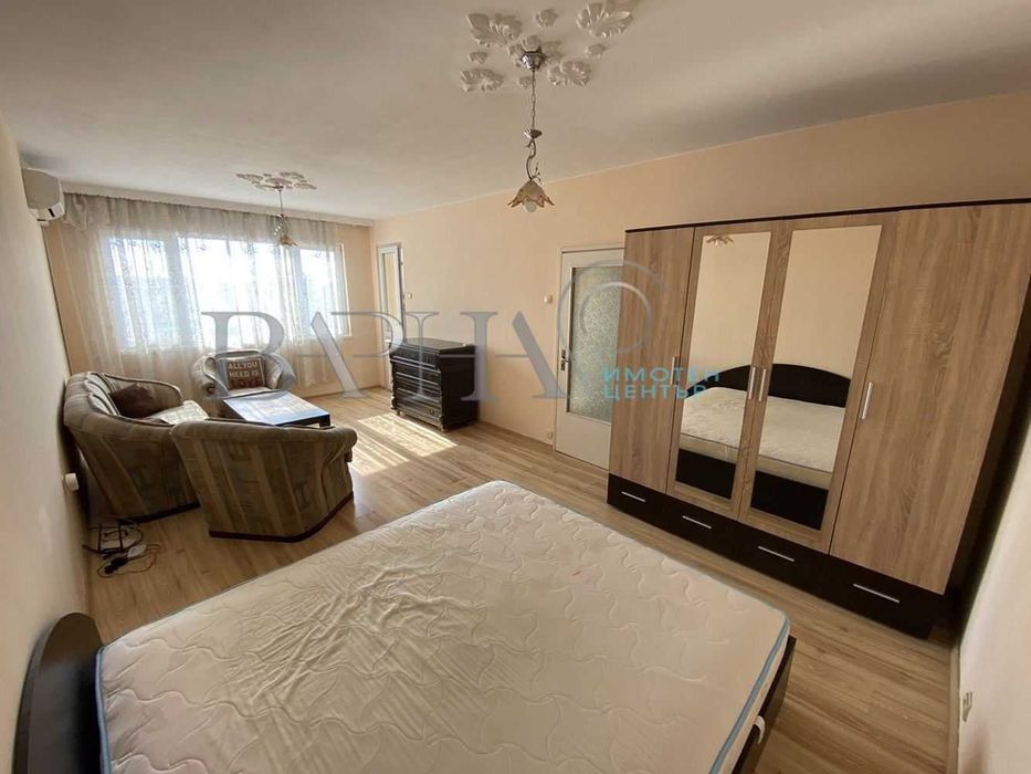 Дава се под наем Едностаен апартамент в Варна, Център - 40 кв.м за 259.08 € - Снимка #2