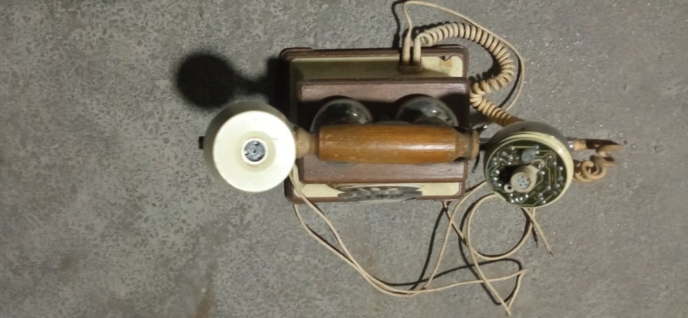 Продам телефон советский