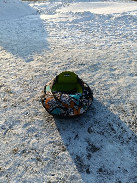 Продается тюбинг со спинкой!