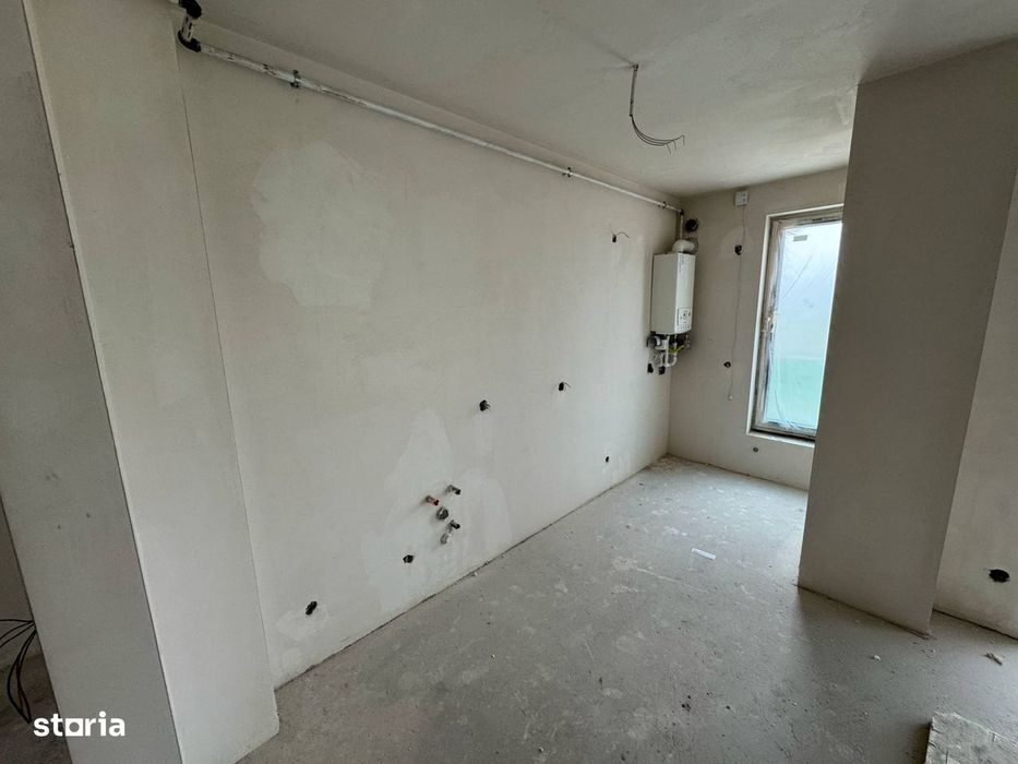 Apartament nou 2 dormitoare + living , etaj 1 , zona Strandului