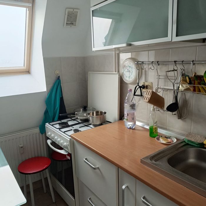 Inchiriez studio 43 mp  | Metrou Valea Ialomitei