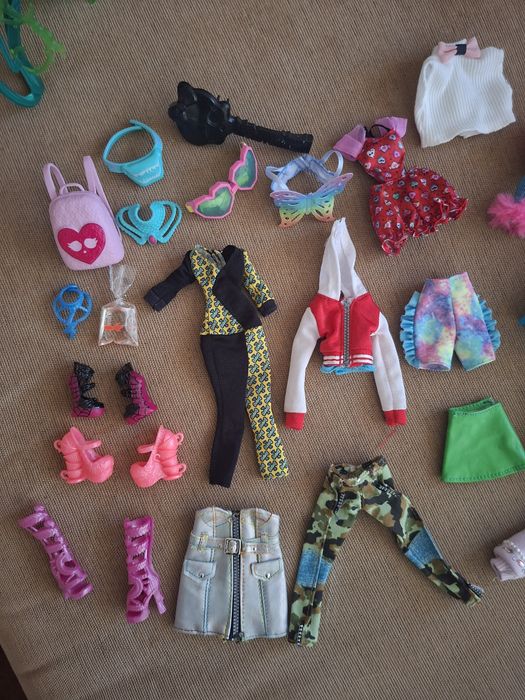 Monster High , Bratz , Rainbow High Кукли + лот дрехи
