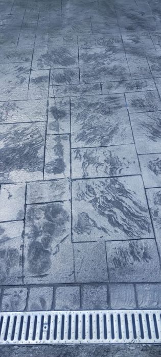 Beton Amprentat și întreținere