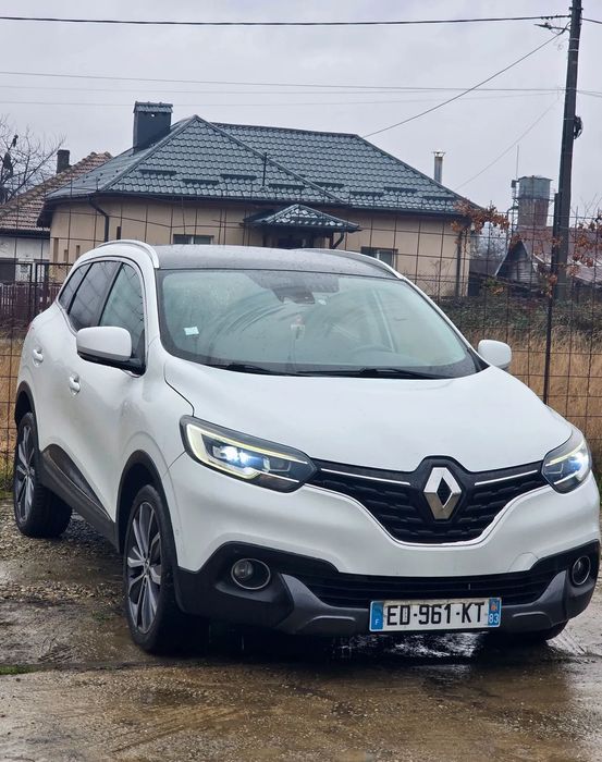 Renault Kadjar 1.6dci 130cp Intens 4x4 Faruri FULL LED Navi PDC Camera Carlig