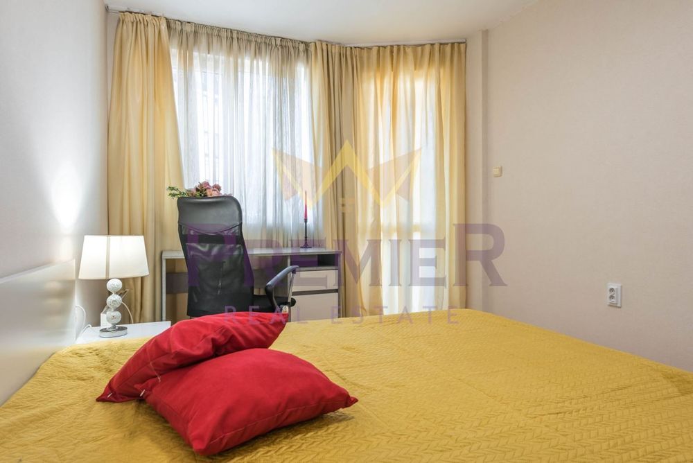 Дава се под наем Тристаен апартамент в Варна, Окръжна болница - 100 кв.м за 800 € - Снимка #12