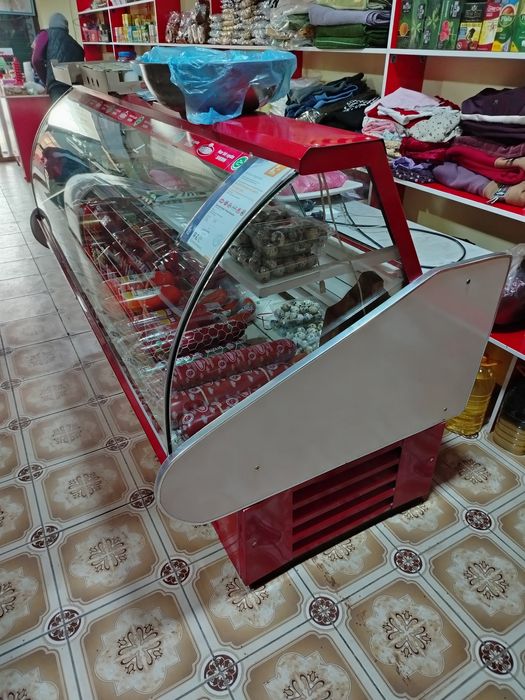 Витрина сотилади