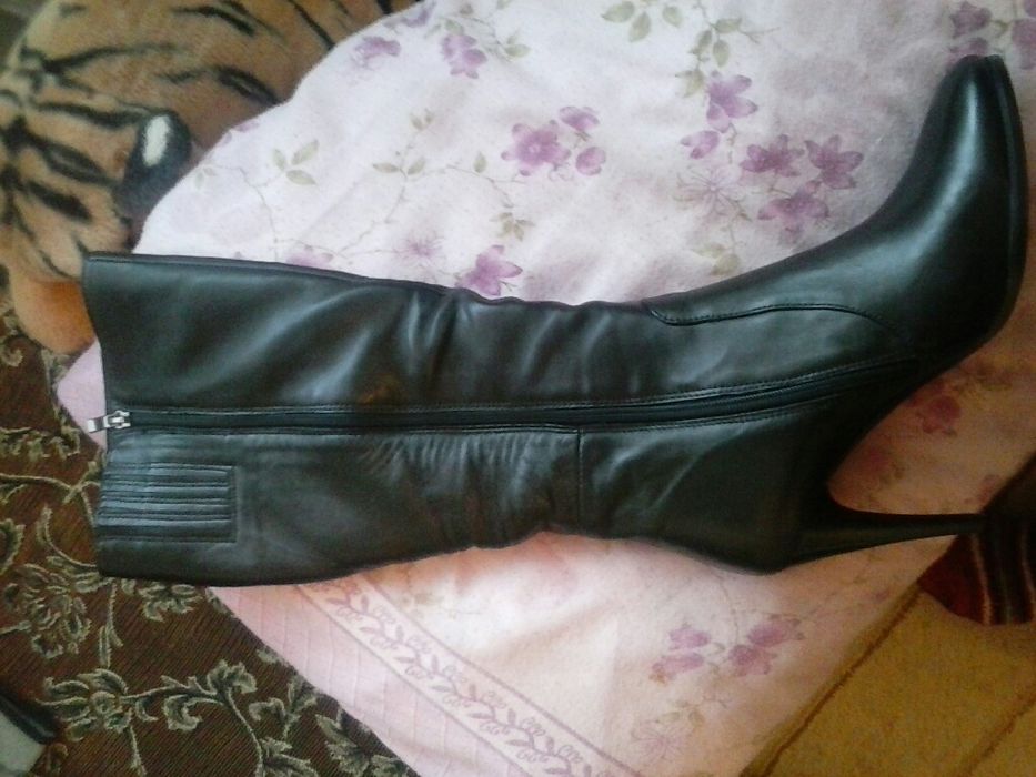 Новые,отличные сапожки