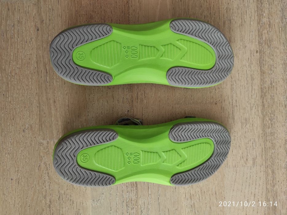 Sandale sport din spuma