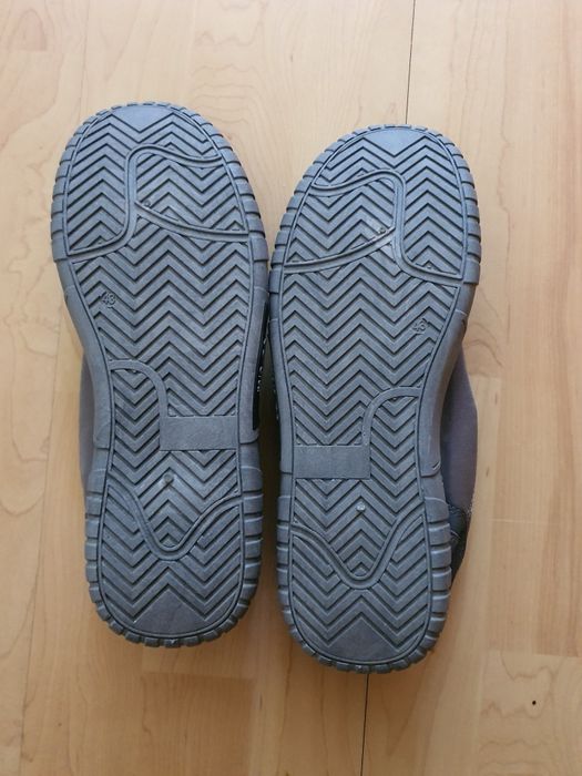 Adidasi /tenisi  din material