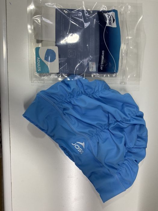 Продам купальник( шапочка , очки)