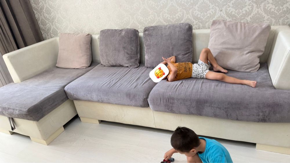 Продам угловой диван