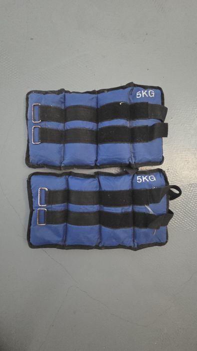 Тежести за крака и ръце, 2 x 2.5 кг