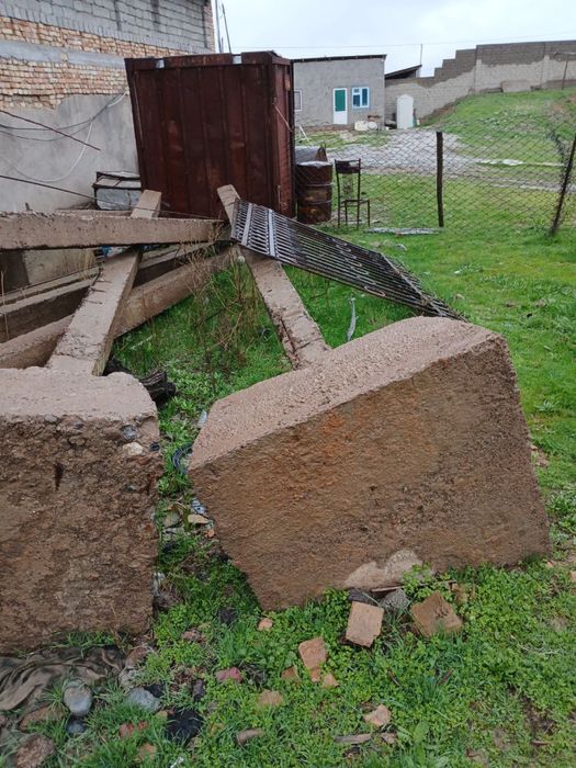 Столба сотилади паркентда