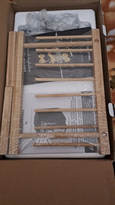 Професионална машина за паста