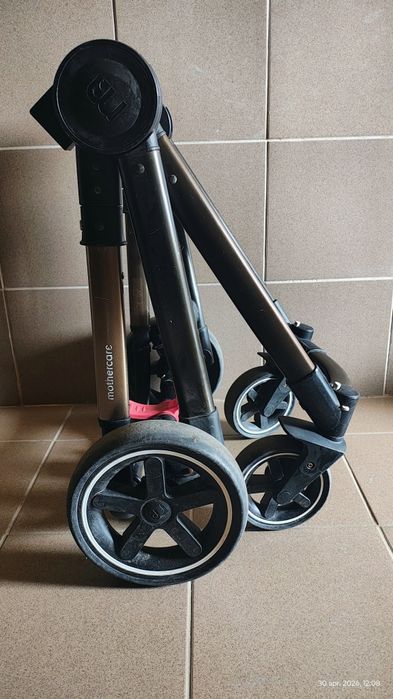 Vând cărucior Mothercare