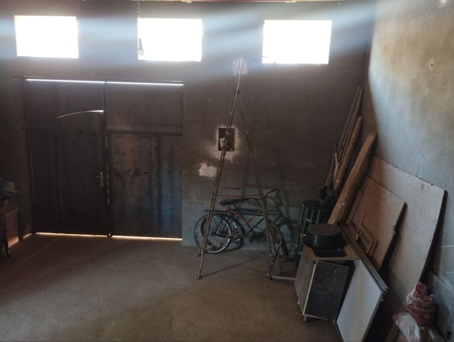 Baytqorgon hovli sotiladi