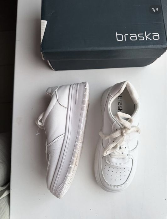 Кроссовки ботинки куртка