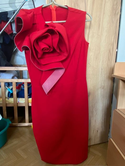 Вечернее платье с розой