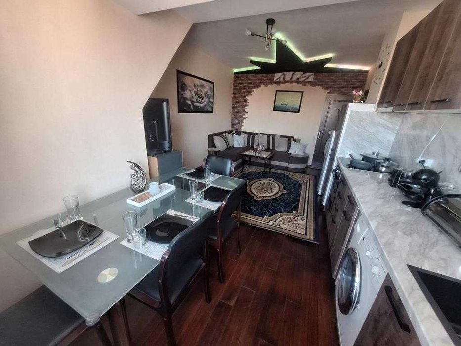 Дава се под наем Тристаен апартамент в Варна, Христо Ботев - 80 кв.м за 600 € - Снимка #1