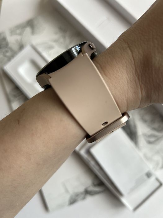 Смарт часовник Samsung Galaxy Watch 4