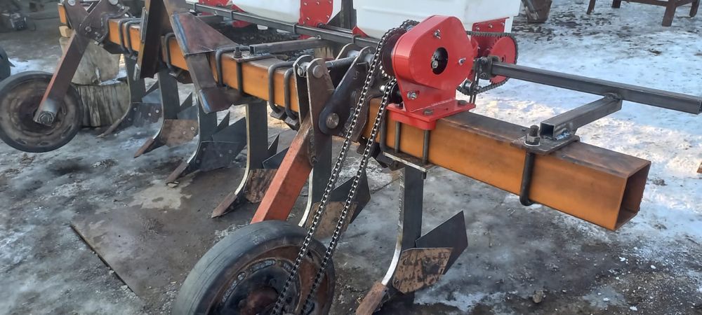 Продам междурядный культиватор