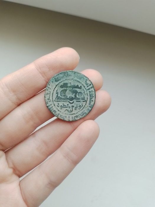 Сотилади Корохоний Лар тангалари монета соин танга