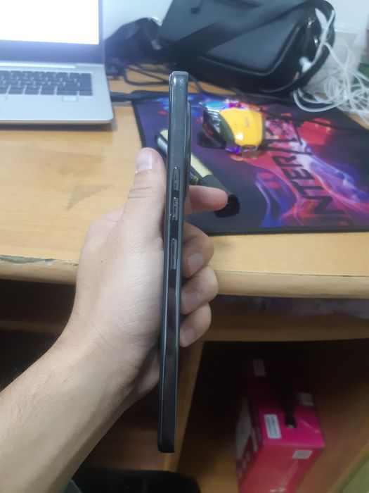 Tecno camon 30 256 gb на  обмен