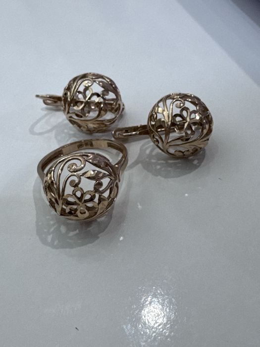 Золото компллект набор Серги и колцьо