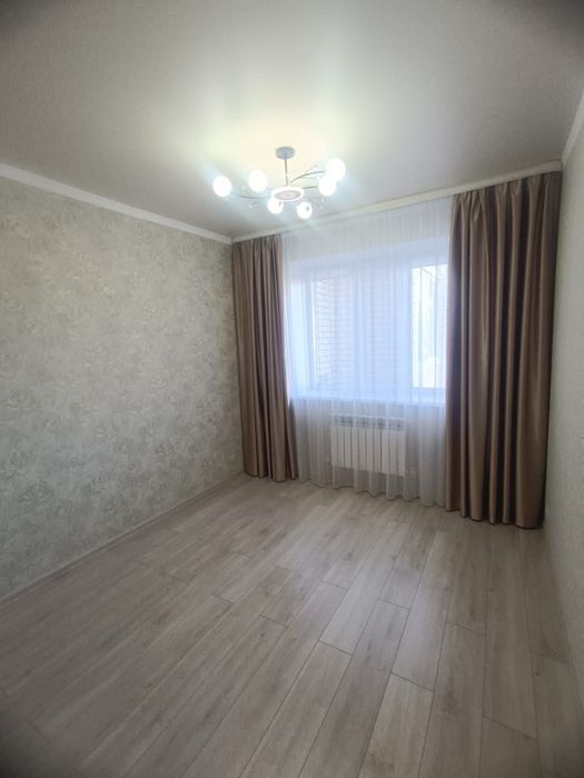 Район Универмаг, 2 комн,74 кв,3/5