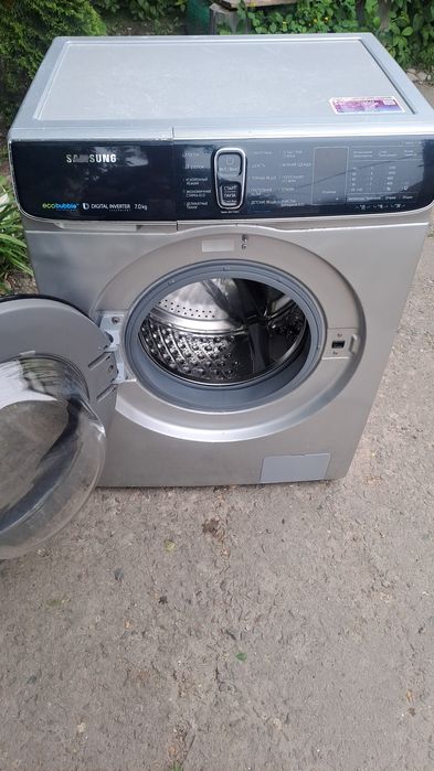 Продам стиральную машину