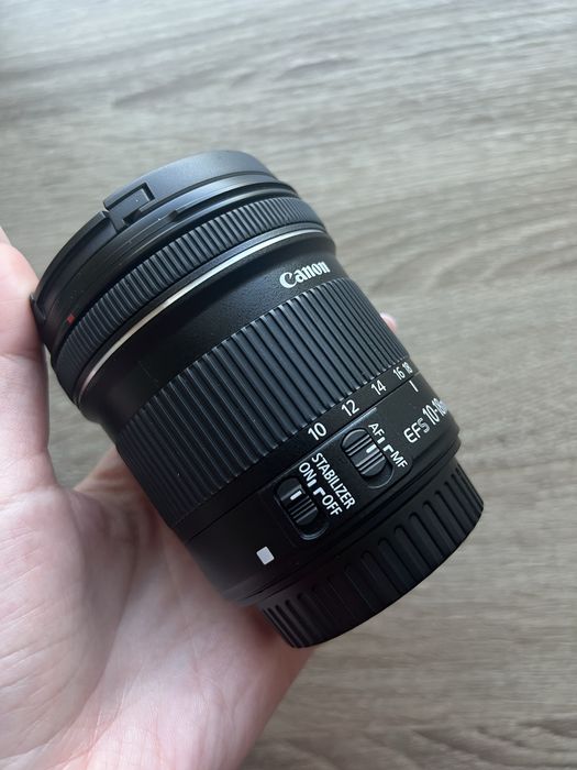 Obiectiv Canon EF-S 10-18mm f/4.5-5.6 IS STM - Ultra Wide pentru APS-C