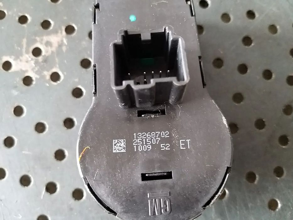 Bloc lumini opel astra j 13268702 251507