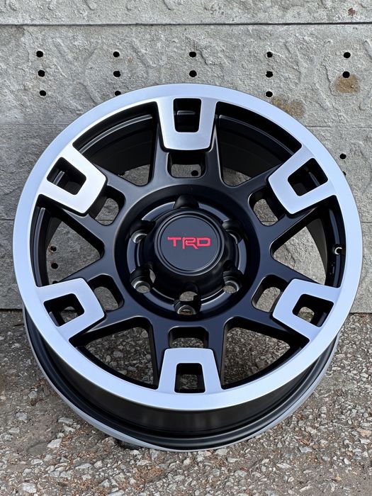 Off Road Джанти 17 “ цола 6х139.7 чисто нови Pajero Ranger Toyota