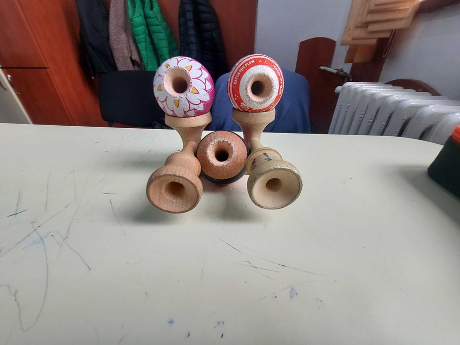 Jucarii profesioniste. Kendama, tame, kenuri