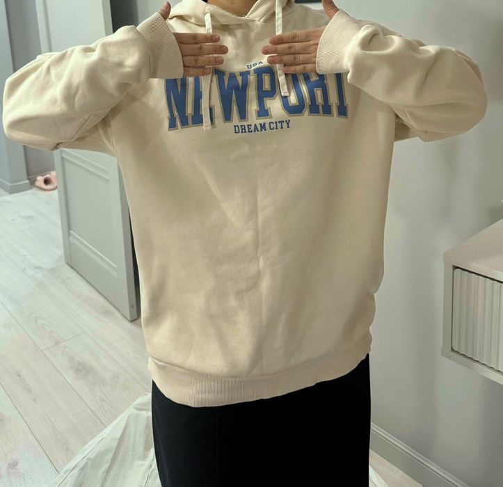 Отдам толстовку за 1200 тг