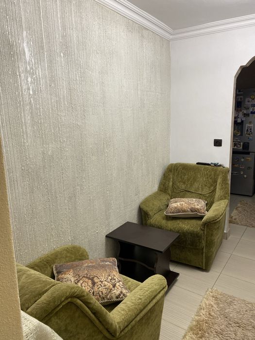 Apartament 3 camere de vanzare zona 9 Mai