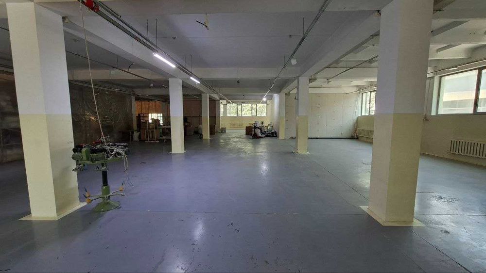 Аренда помещений в Чиланзар 23-квартал 1800 м2 / Arendaga joy 1800 m2