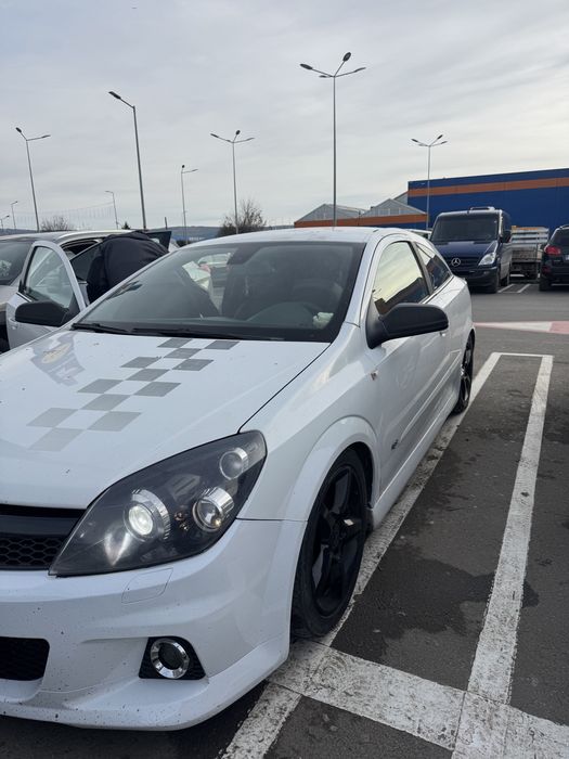 Opel Astra H GTC - Nurburgring edition KIT